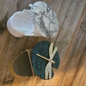 Pier 1 Imports plug-ins